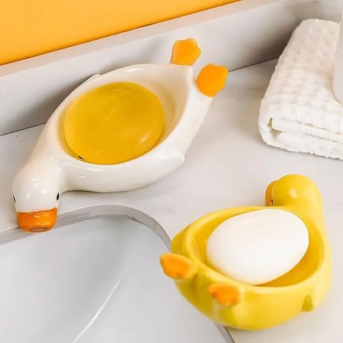 Quick Drain Duck Shape box Whale Shape Soap Box Soap tray Thickened Plastic Drainage Soap Holder Soap dish Bathroom Accessories