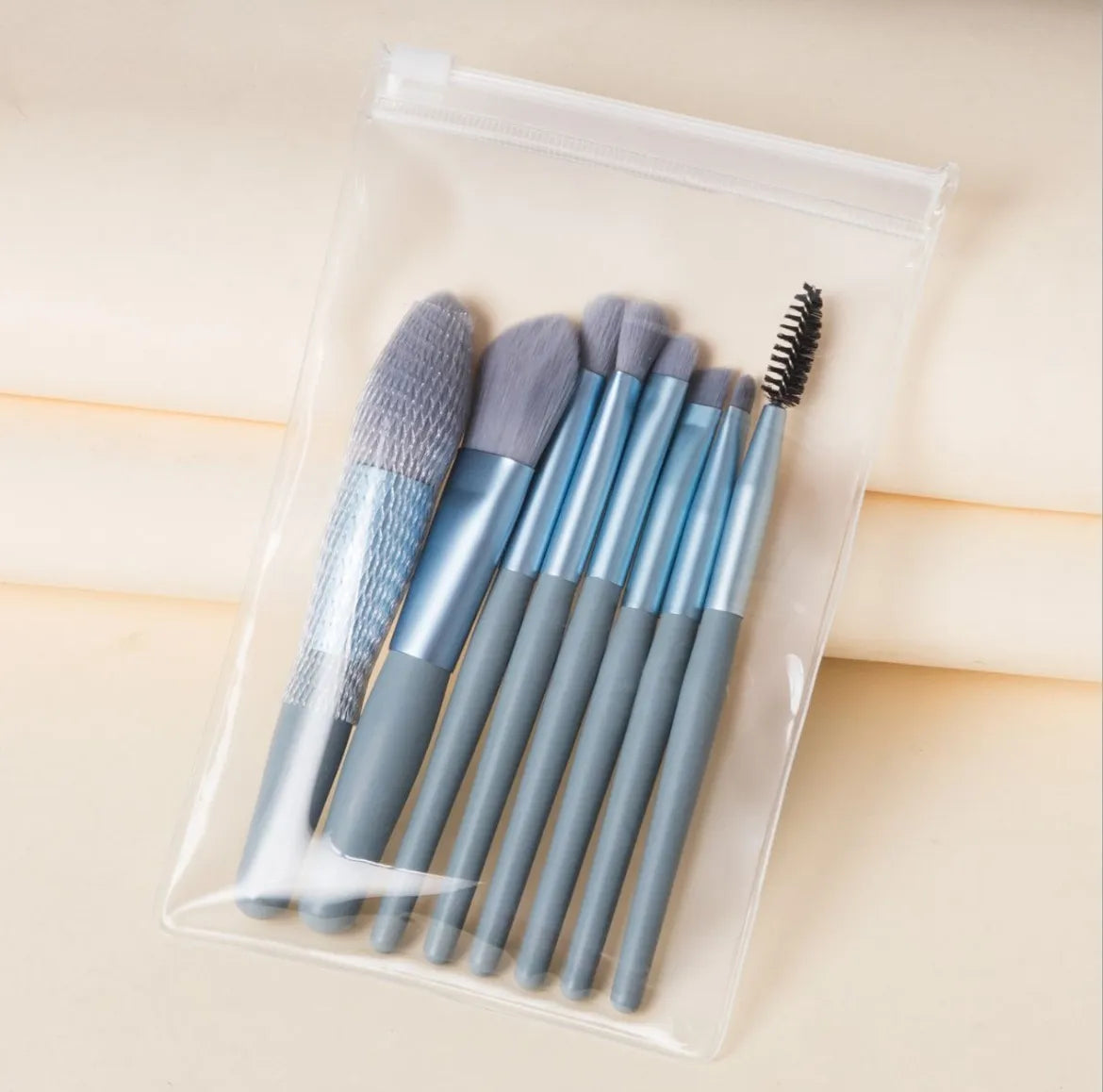8pcs Mini Makeup Brush Set
